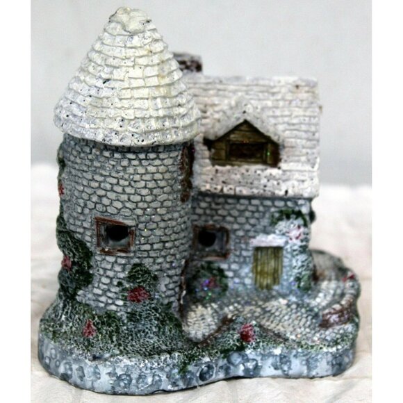 JSNY Resin Winter Gray Brick Cottage House Display Decor Christmas Flowers - Picture 1 of 7